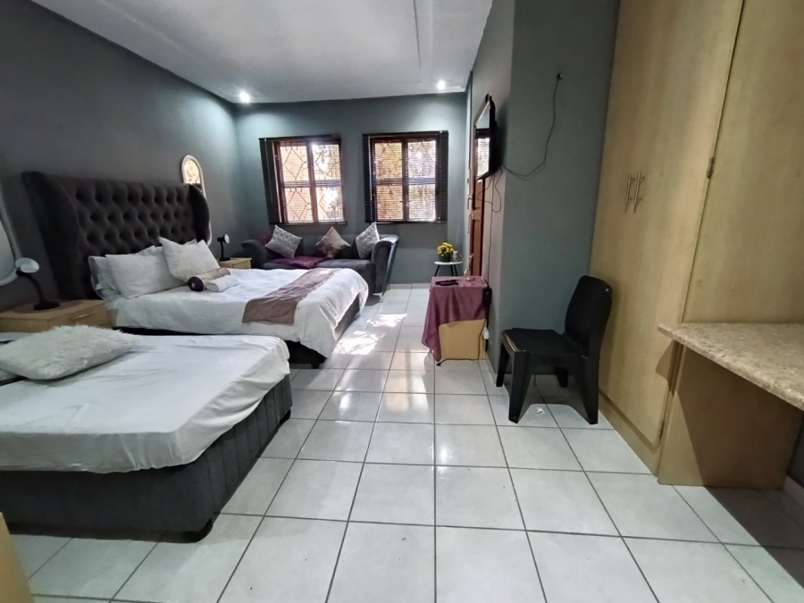 1 Bedroom Property for Sale in Brandwag Free State